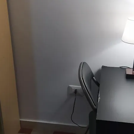 Star At The Cathedral 巴勒莫